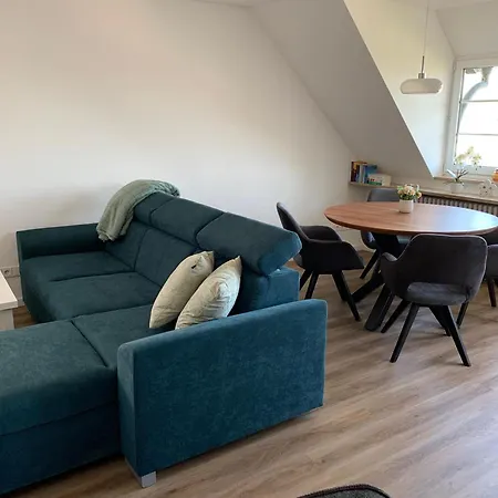Loggia Apartment *